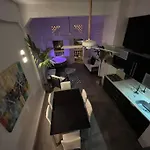 Hermoso loft con jacuzzi en la ciudad amurallada