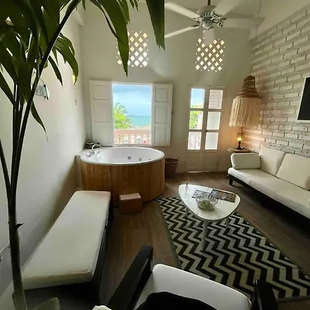 Hermoso Loft Con Jacuzzi En La Ciudad Amurallada Apartamento *