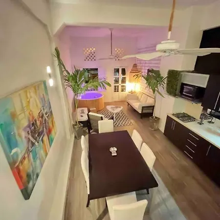 Hermoso Loft Con Jacuzzi En La Ciudad Amurallada Apartamento *