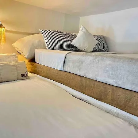 Apartamento Hermoso Loft Con Jacuzzi En La Ciudad Amurallada