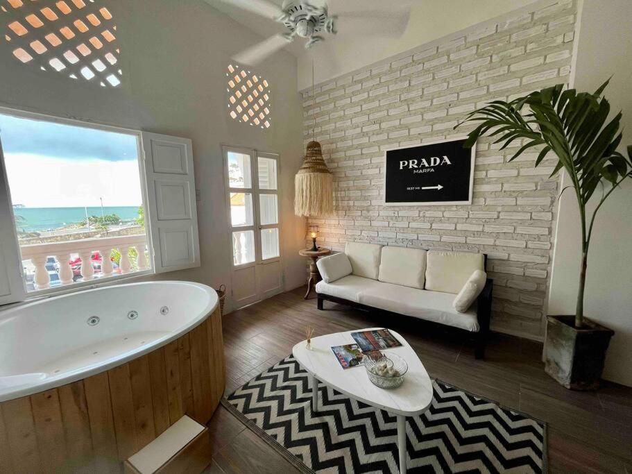 Apartamento Hermoso Loft Con Jacuzzi En La Ciudad Amurallada *